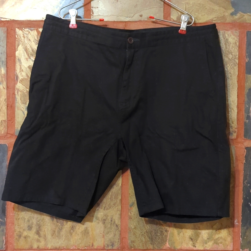 Black Tavik Shorts